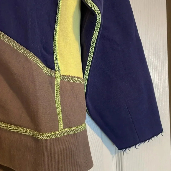 Urban Outfitters women’s gray and blue color block sweatshirt size small - Picture 3 of 8